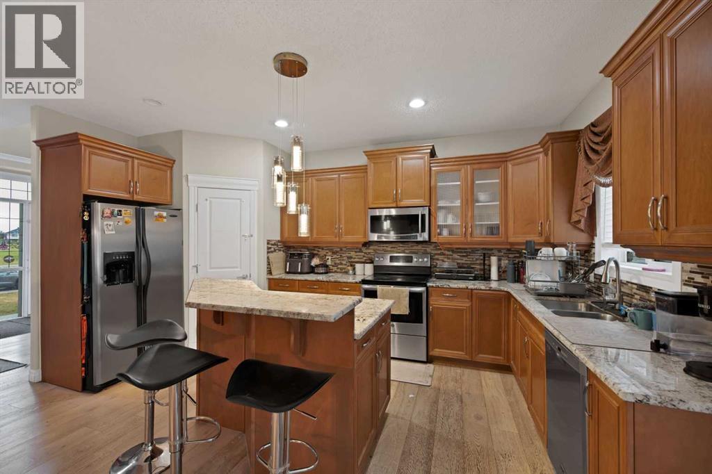 77 Saddleland Drive Ne, Calgary, Alberta  T3J 5J3 - Photo 3 - A2338692