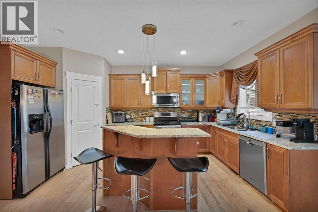 77 Saddleland Drive Ne, Calgary, Alberta  T3J 5J3 - Photo 8 - A2338692