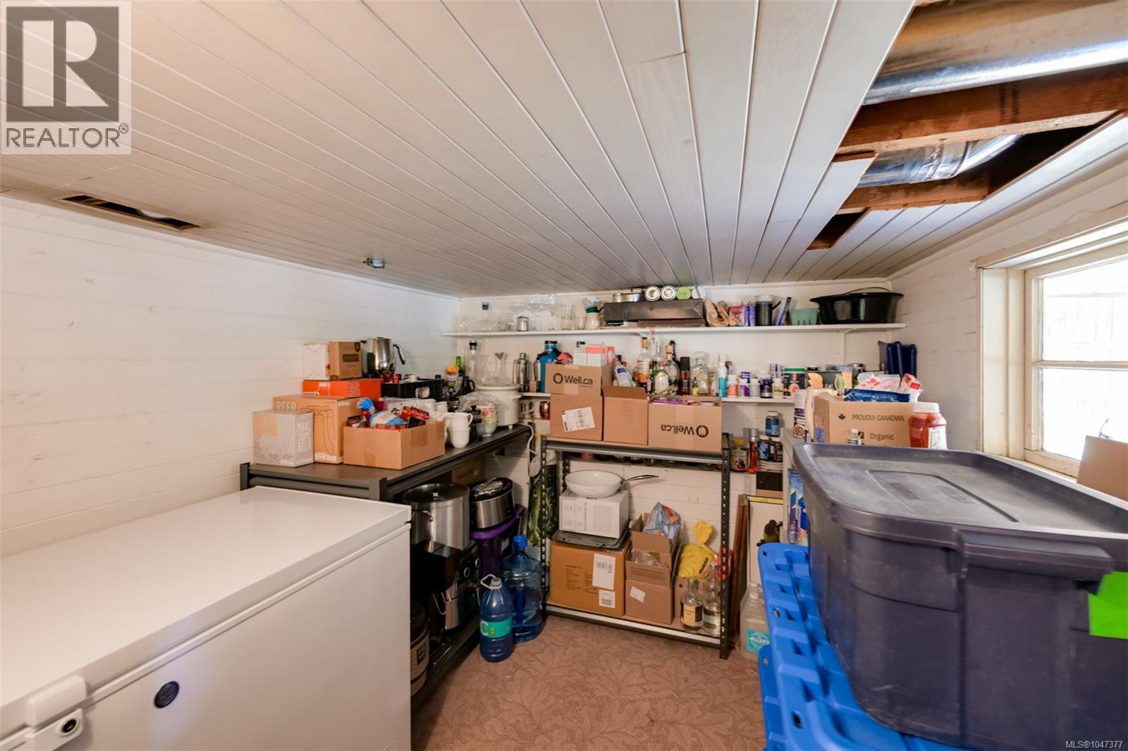3374 Cook St, Saanich, British Columbia  V8X 1A8 - Photo 38 - 1047377