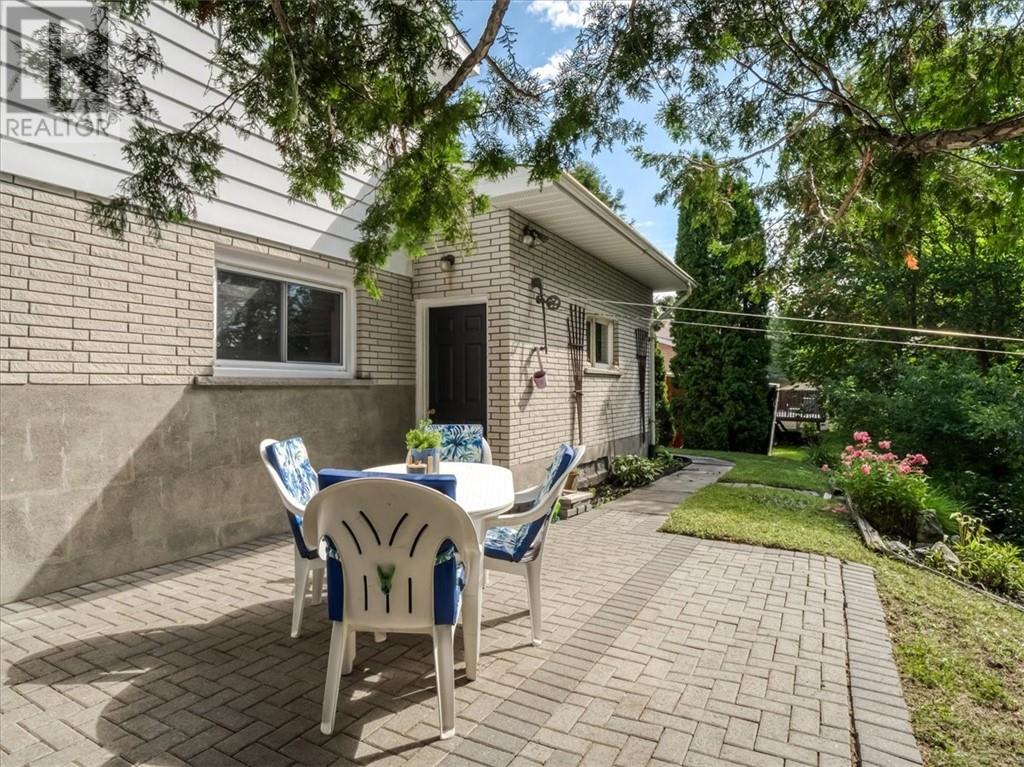 25 Timothy, Greater Sudbury, Ontario  P3Y 1B1 - Photo 34 - 2129899