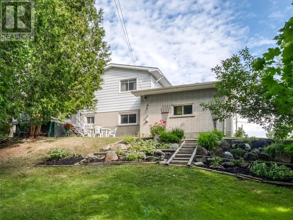 25 Timothy, Greater Sudbury, Ontario  P3Y 1B1 - Photo 38 - 2129899