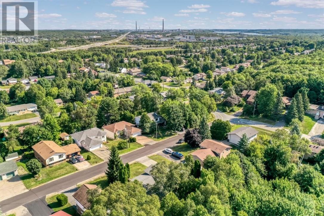 25 Timothy, Greater Sudbury, Ontario  P3Y 1B1 - Photo 43 - 2129899