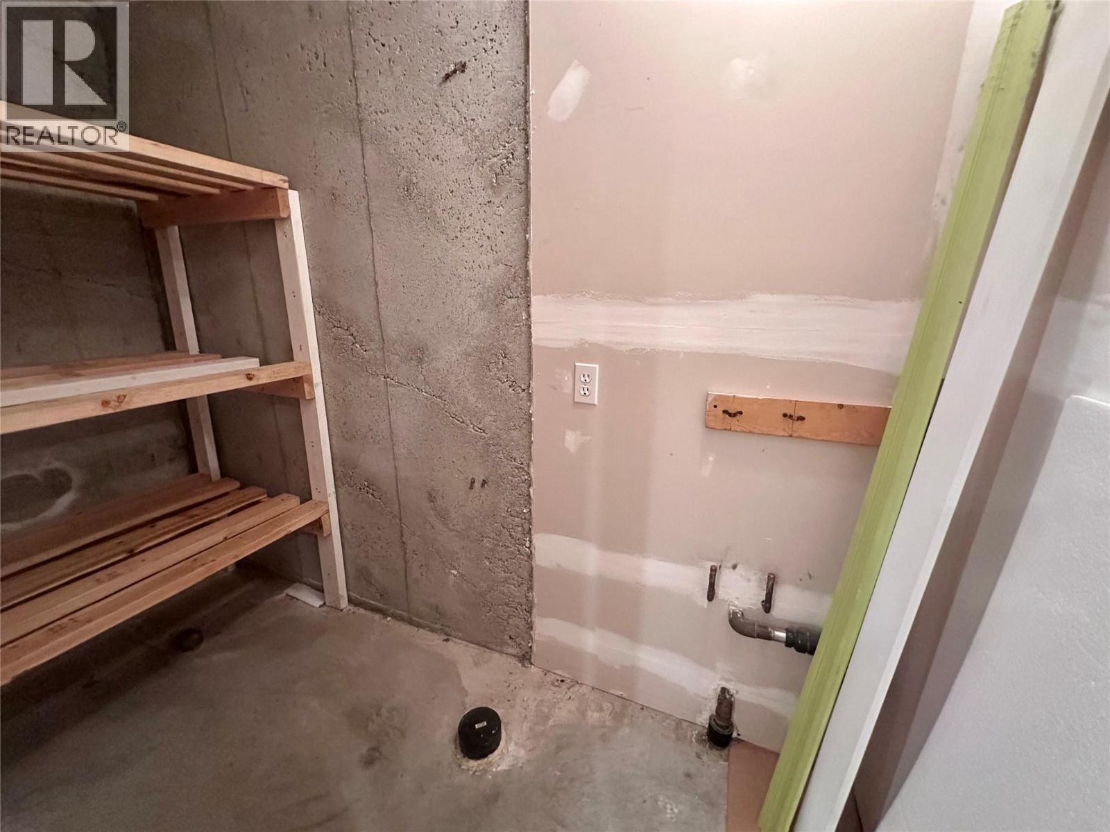 1691 3a Highway Unit# 30, Nelson, British Columbia  V1L 6J8 - Photo 24 - 10397807