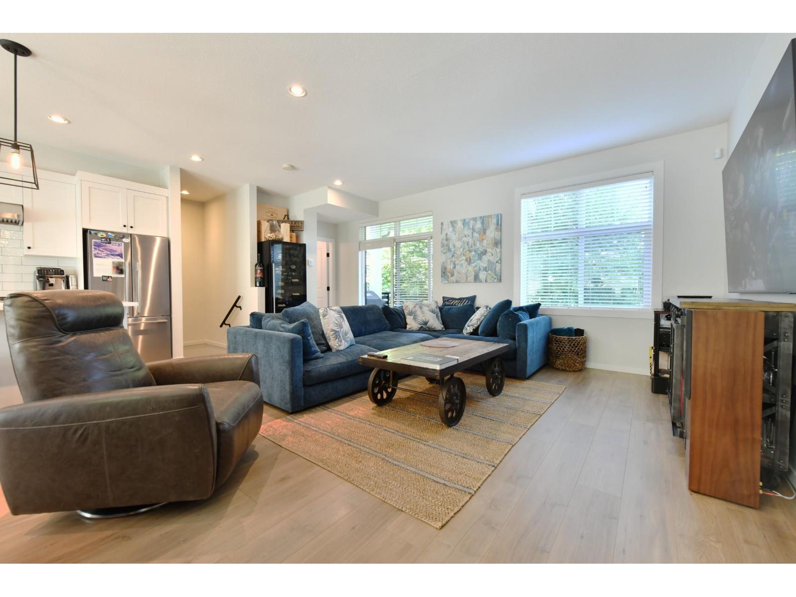 8 3339 148 Street, Surrey, British Columbia  V4P 0G6 - Photo 3 - R3156265