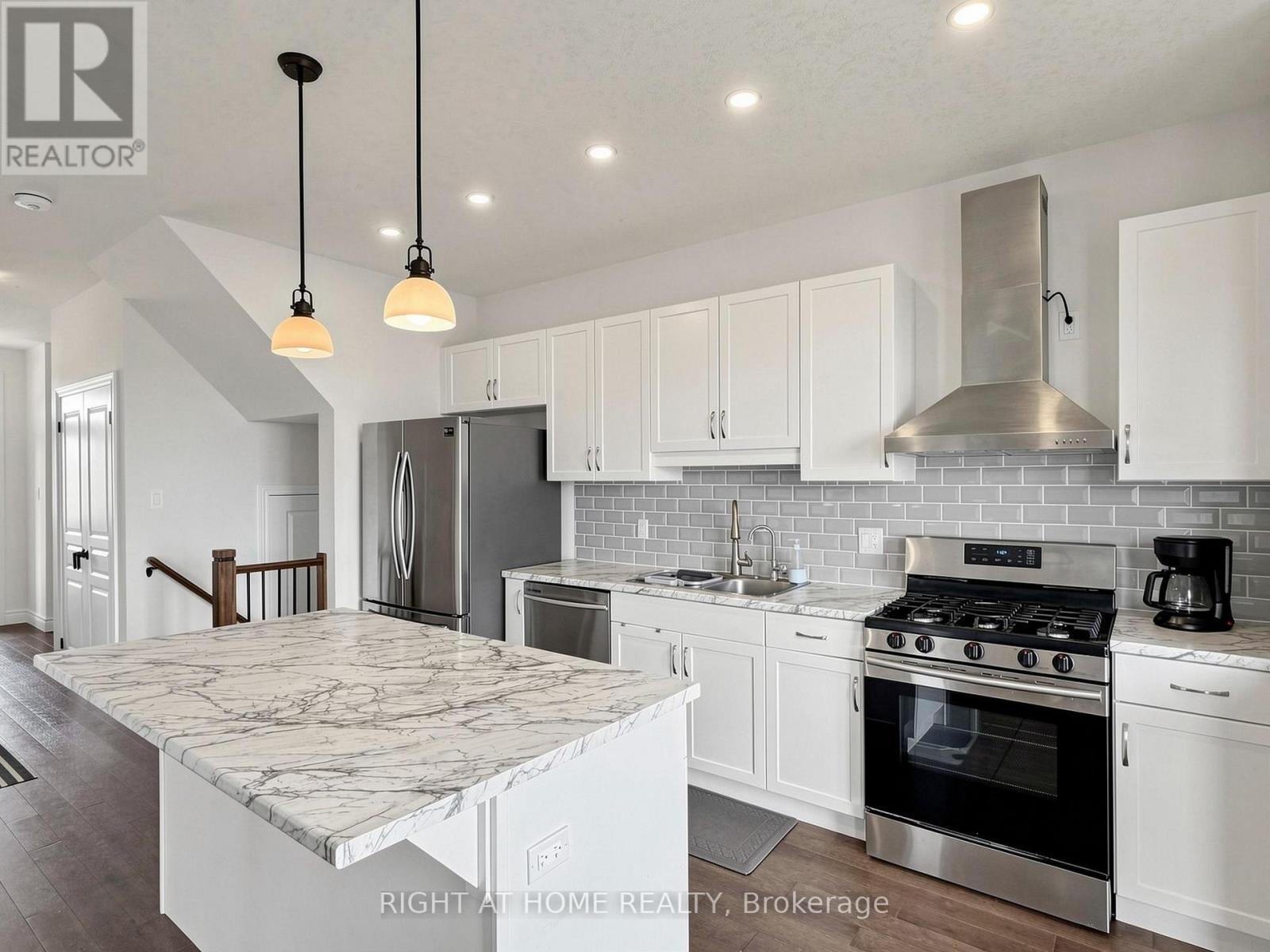 22 Sparrow Crescent, East Luther Grand Valley, Ontario  L9W 0R7 - Photo 12 - X13693448