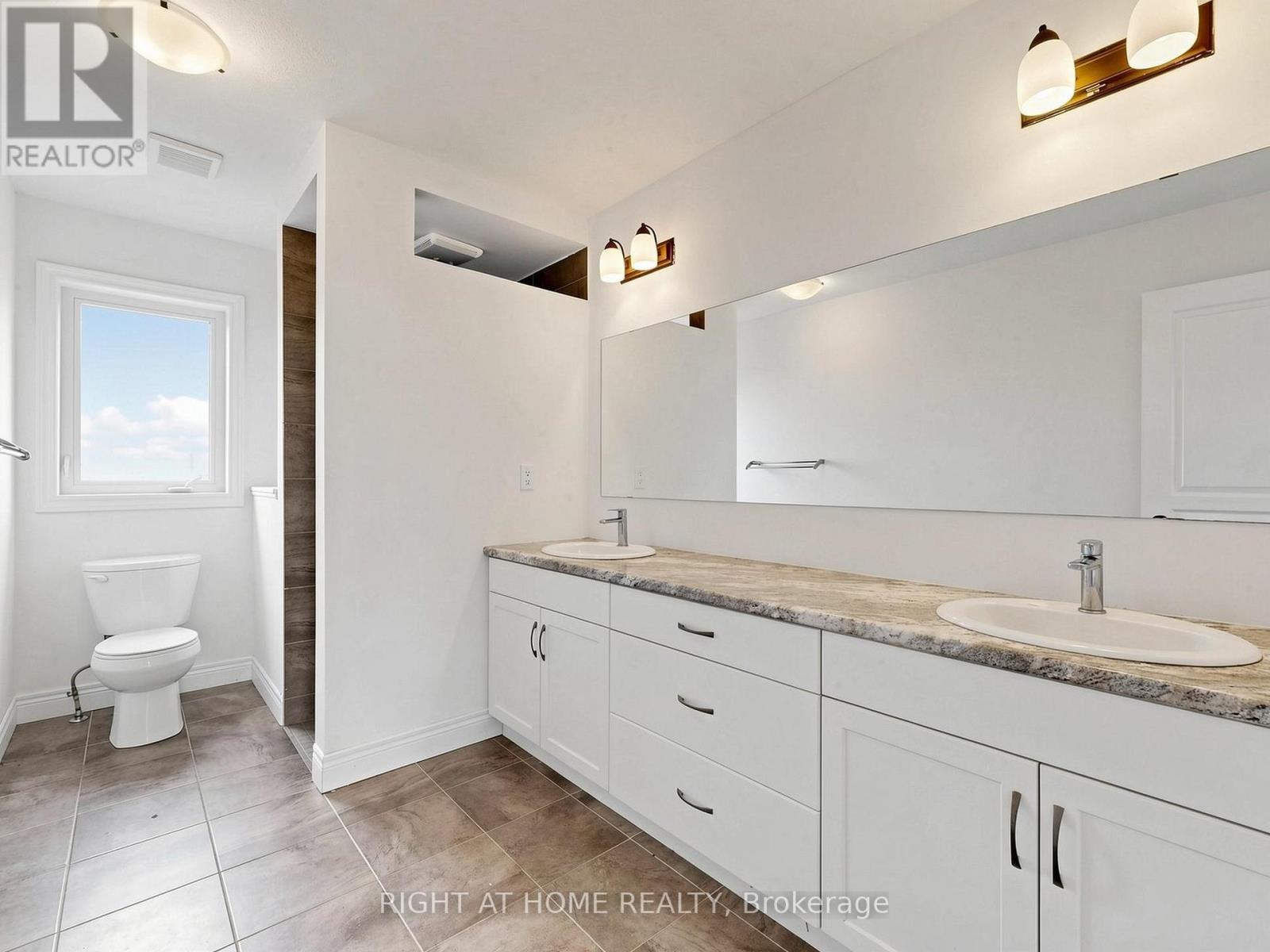22 Sparrow Crescent, East Luther Grand Valley, Ontario  L9W 0R7 - Photo 25 - X13693448