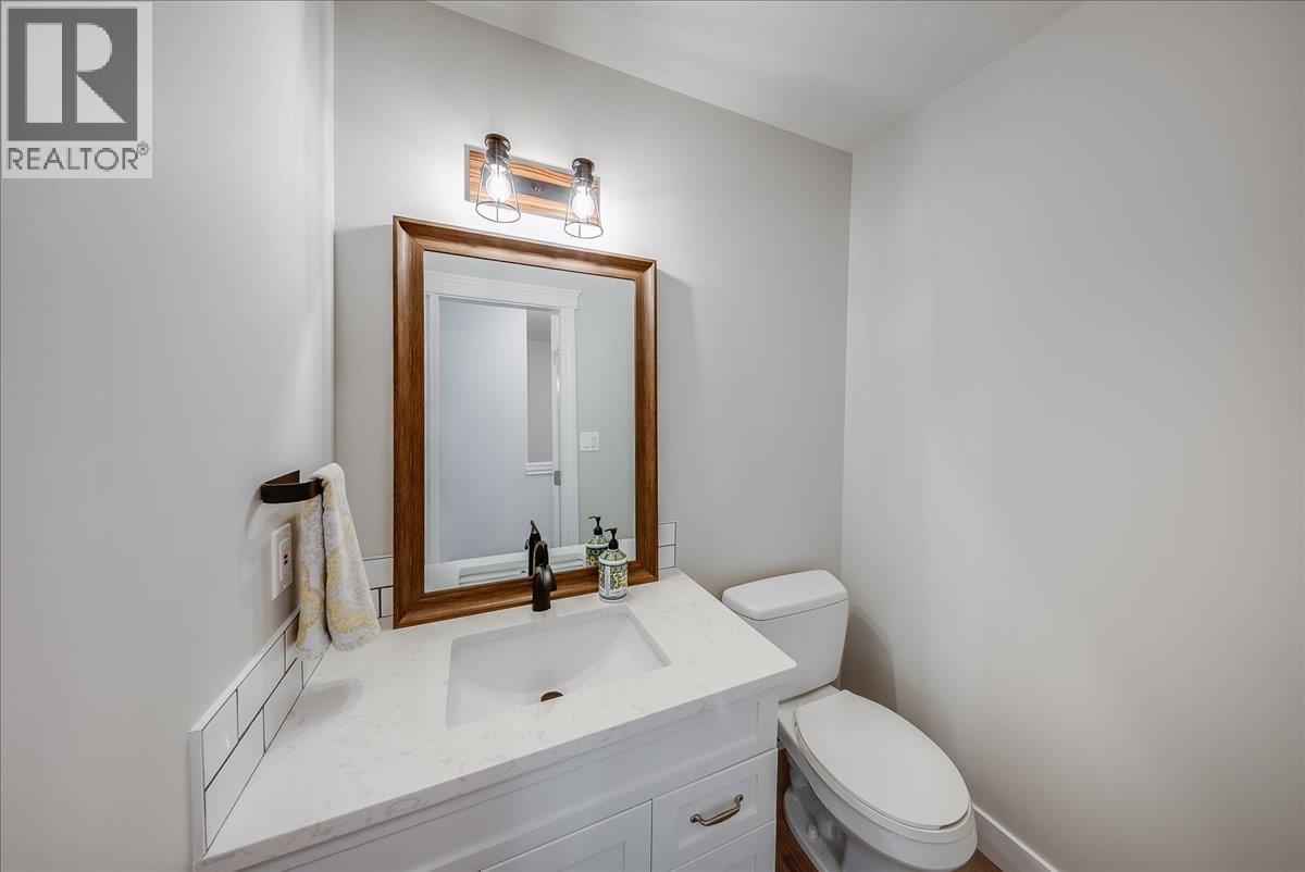 7981 Birchwood Drive, Trail, British Columbia  V1R 4Y3 - Photo 18 - 10398130