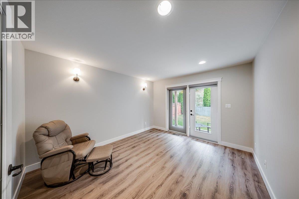 7981 Birchwood Drive, Trail, British Columbia  V1R 4Y3 - Photo 28 - 10398130