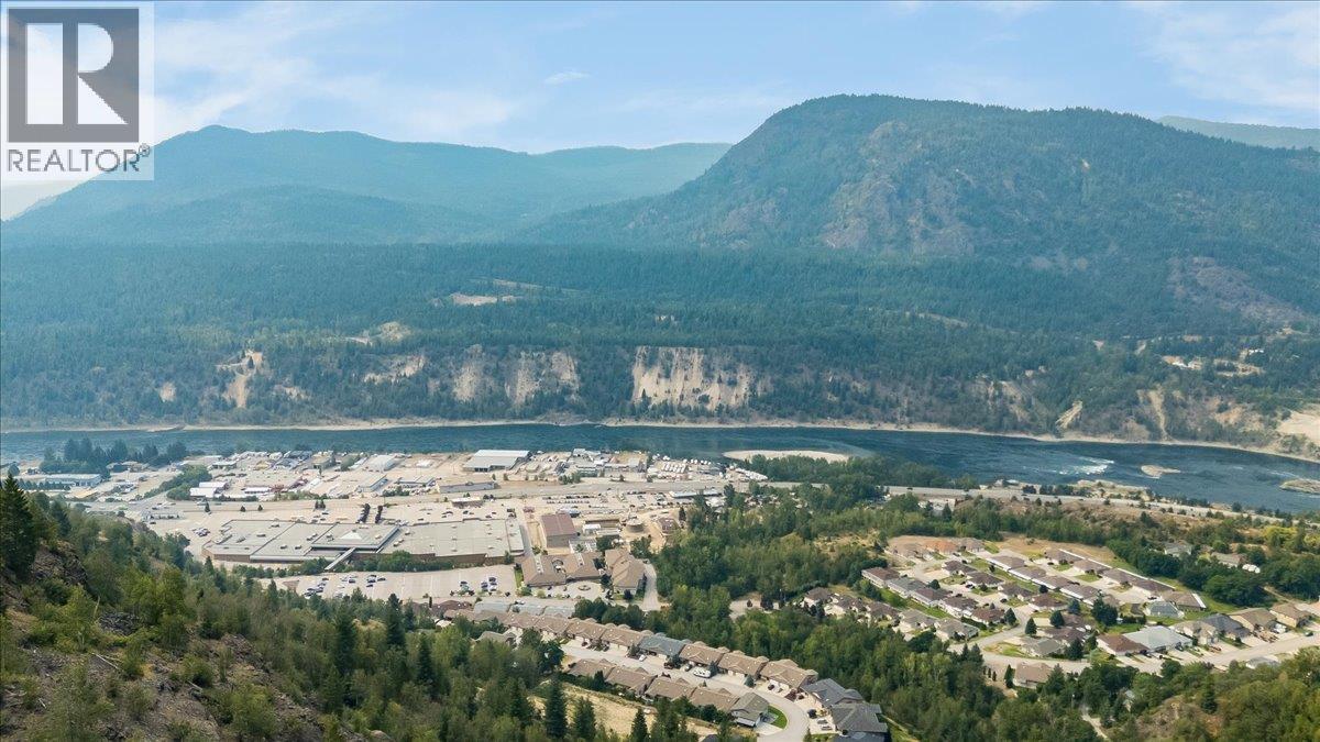 7981 Birchwood Drive, Trail, British Columbia  V1R 4Y3 - Photo 50 - 10398130