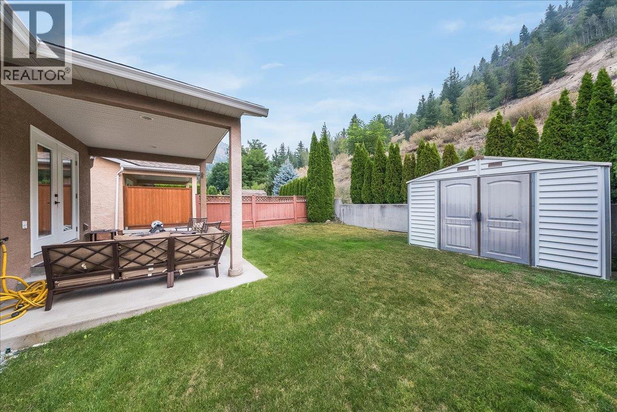 7981 Birchwood Drive, Trail, British Columbia  V1R 4Y3 - Photo 45 - 10398130