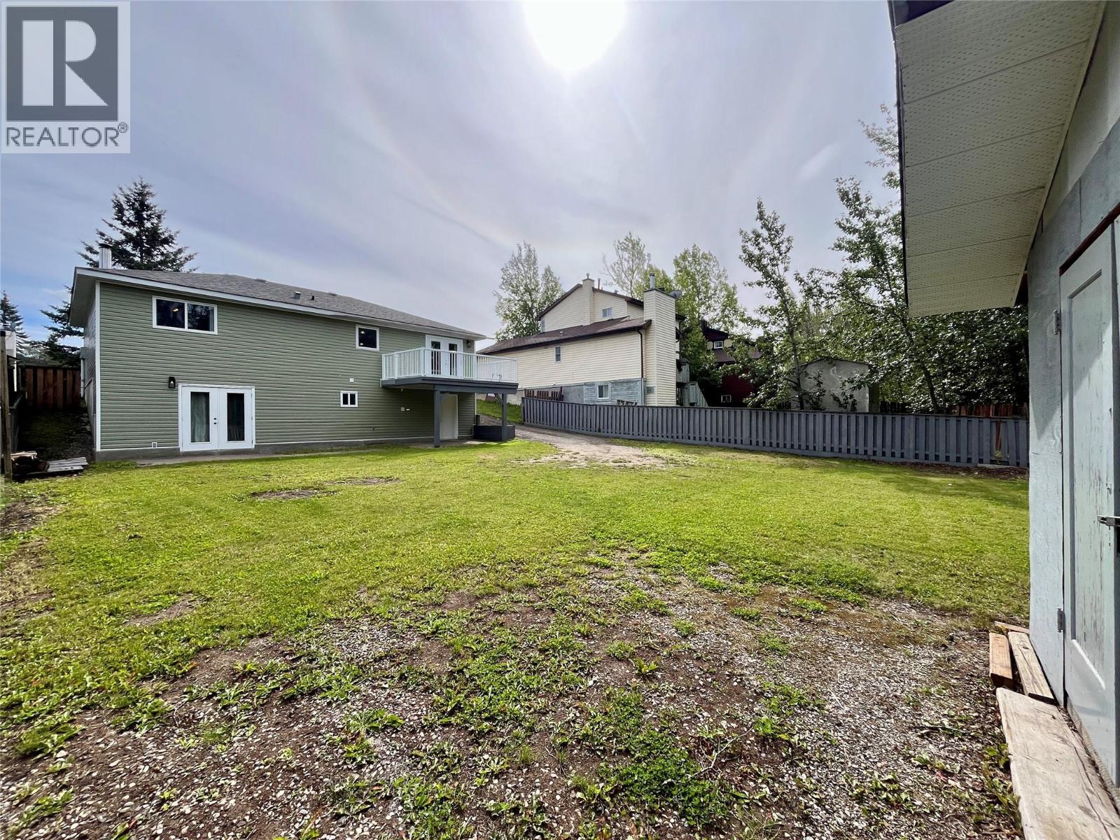 236 Bergeron Drive, Tumbler Ridge, British Columbia  V0C 2W0 - Photo 3 - 10398248