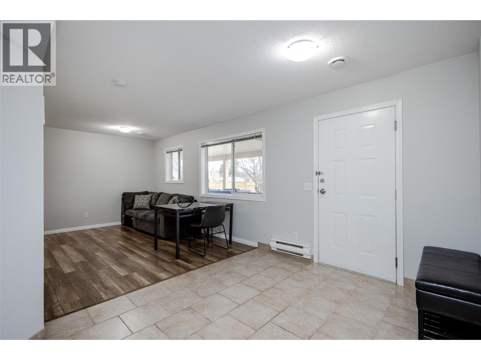 540 Klassen Road, Kelowna, British Columbia  V1X 7P3 - Photo 33 - 10389514