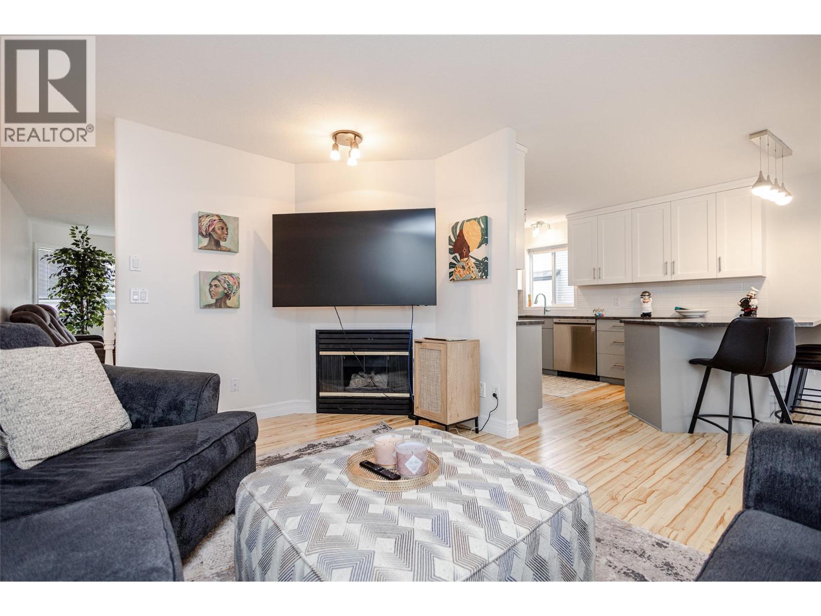540 Klassen Road, Kelowna, British Columbia  V1X 7P3 - Photo 12 - 10389514