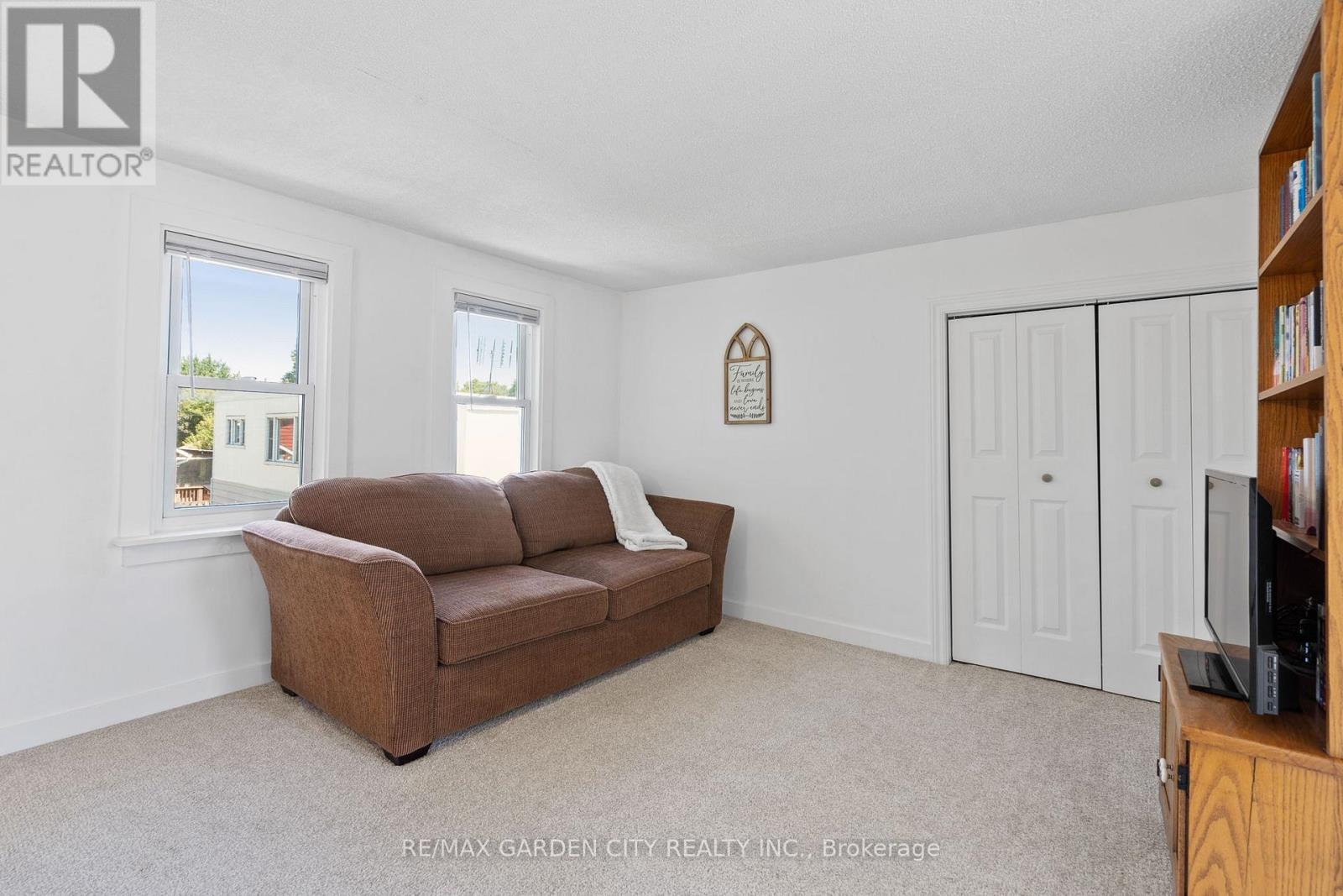 38 Oakwood Street, Port Colborne, Ontario  L3K 5E9 - Photo 15 - X13693494