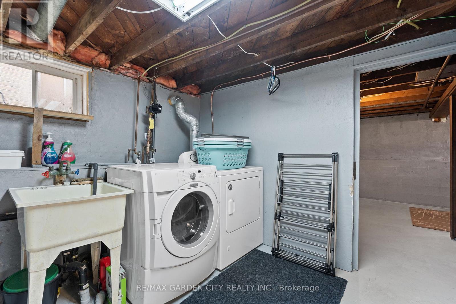 38 Oakwood Street, Port Colborne, Ontario  L3K 5E9 - Photo 20 - X13693494