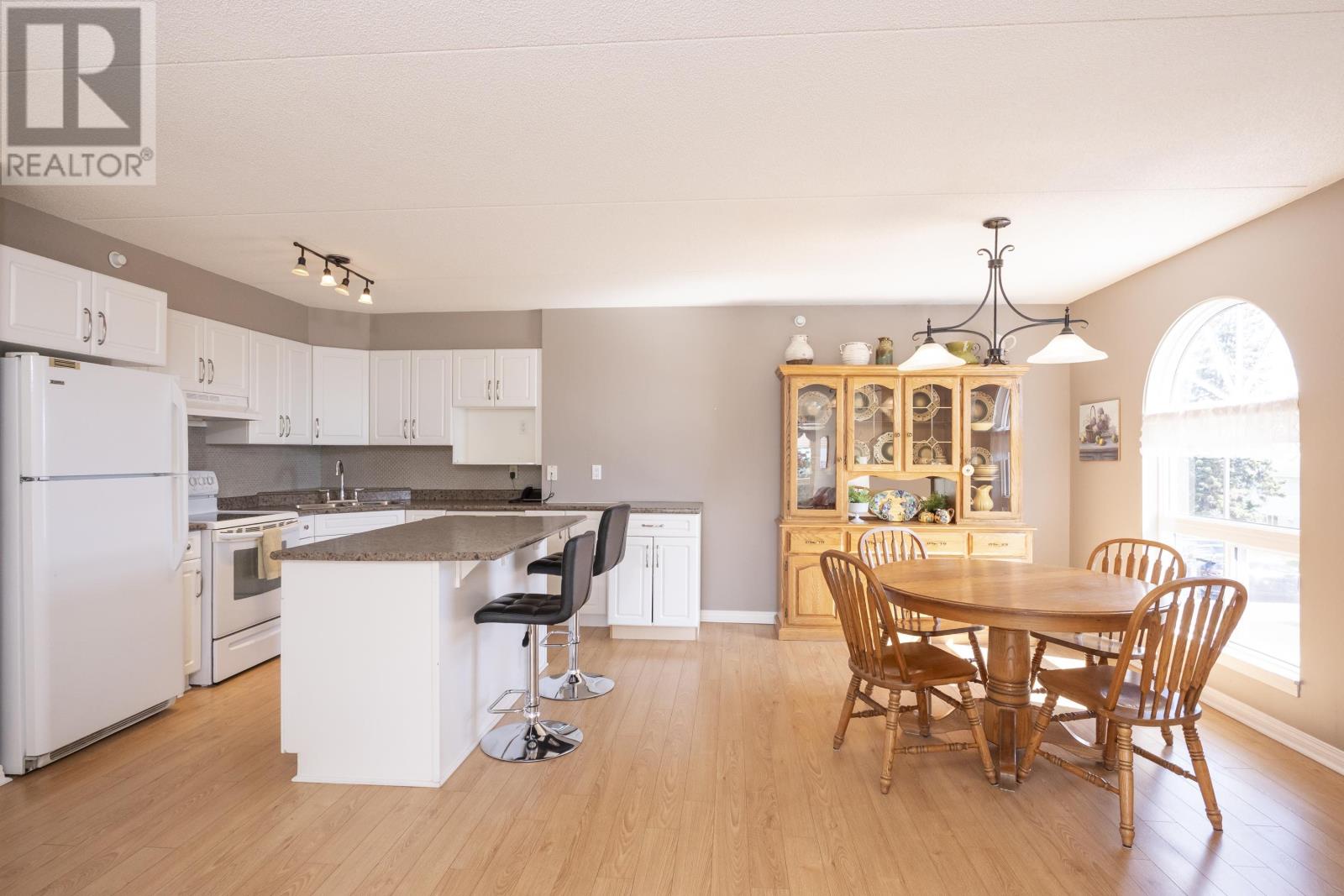 208-620 Red River Rd, Thunder Bay, Ontario  P7B 7C8 - Photo 10 - TB2602431