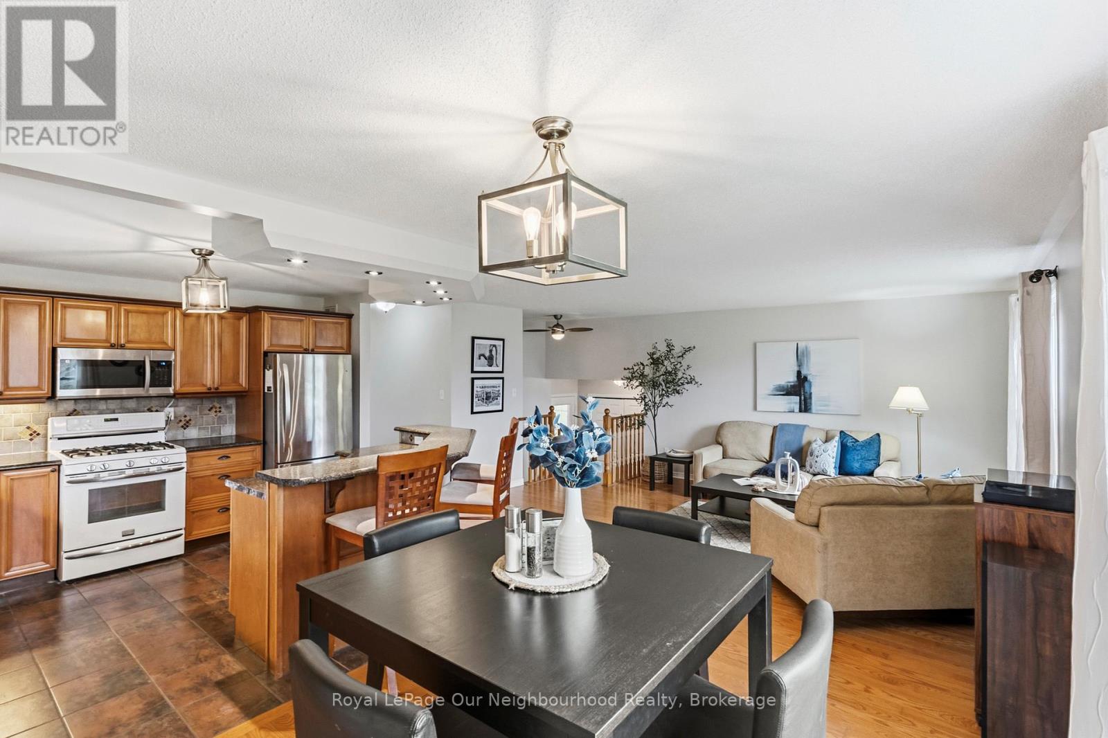 23 Flying Club Road, Quinte West, Ontario  K0K 2C0 - Photo 11 - X13430652