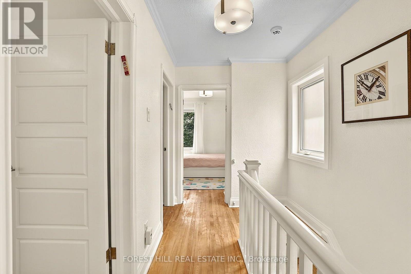 87 THURSFIELD CRESCENT Toronto (Leaside), ON M4G 2N4