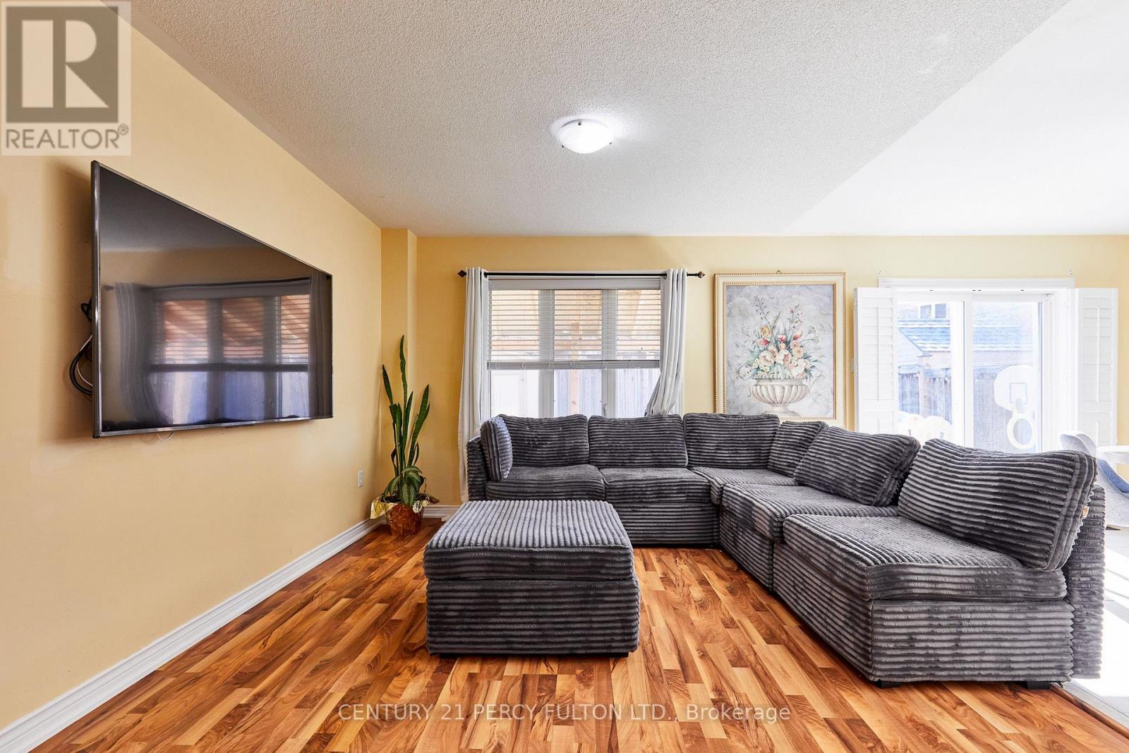 14 Draycott Avenue, Ajax, Ontario  L1Z 0K2 - Photo 4 - E13686486