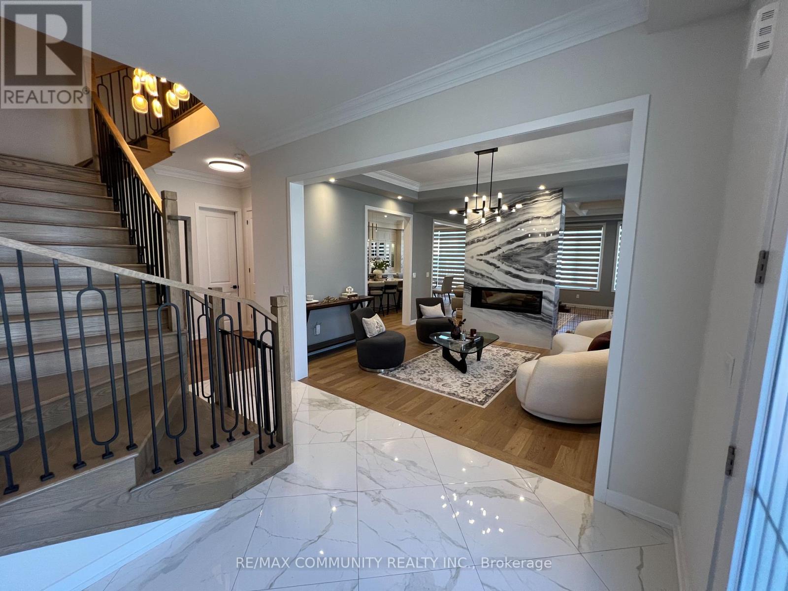 39 - 400 Finch Avenue, Pickering, Ontario  L1V 1H8 - Photo 2 - E13693508