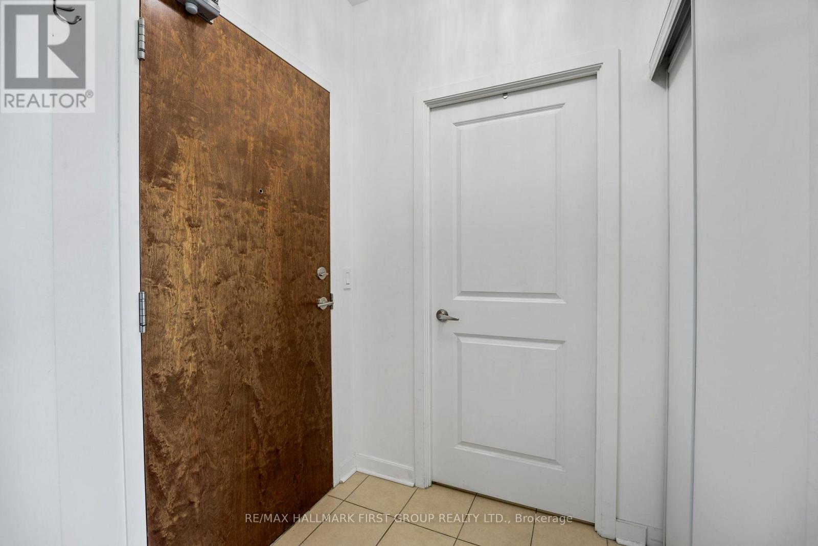 1607 - 1235 Bayly Street, Pickering, Ontario  L1W 1L7 - Photo 4 - E13693530