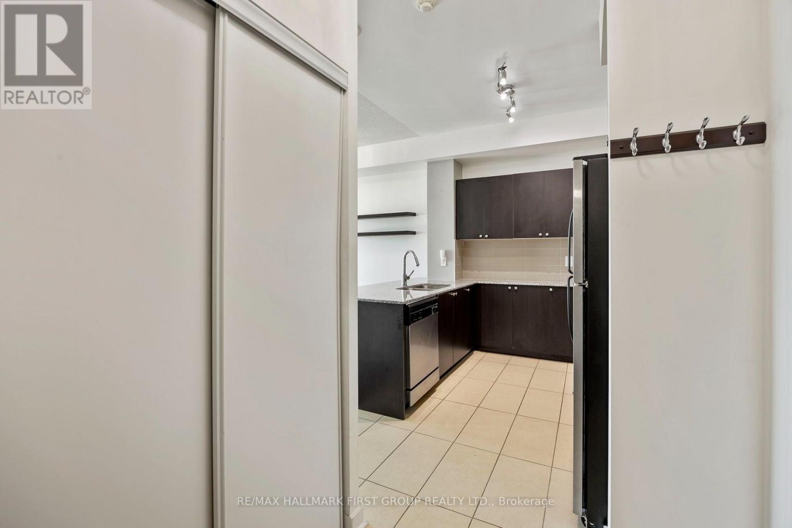 1607 - 1235 Bayly Street, Pickering, Ontario  L1W 1L7 - Photo 5 - E13693530