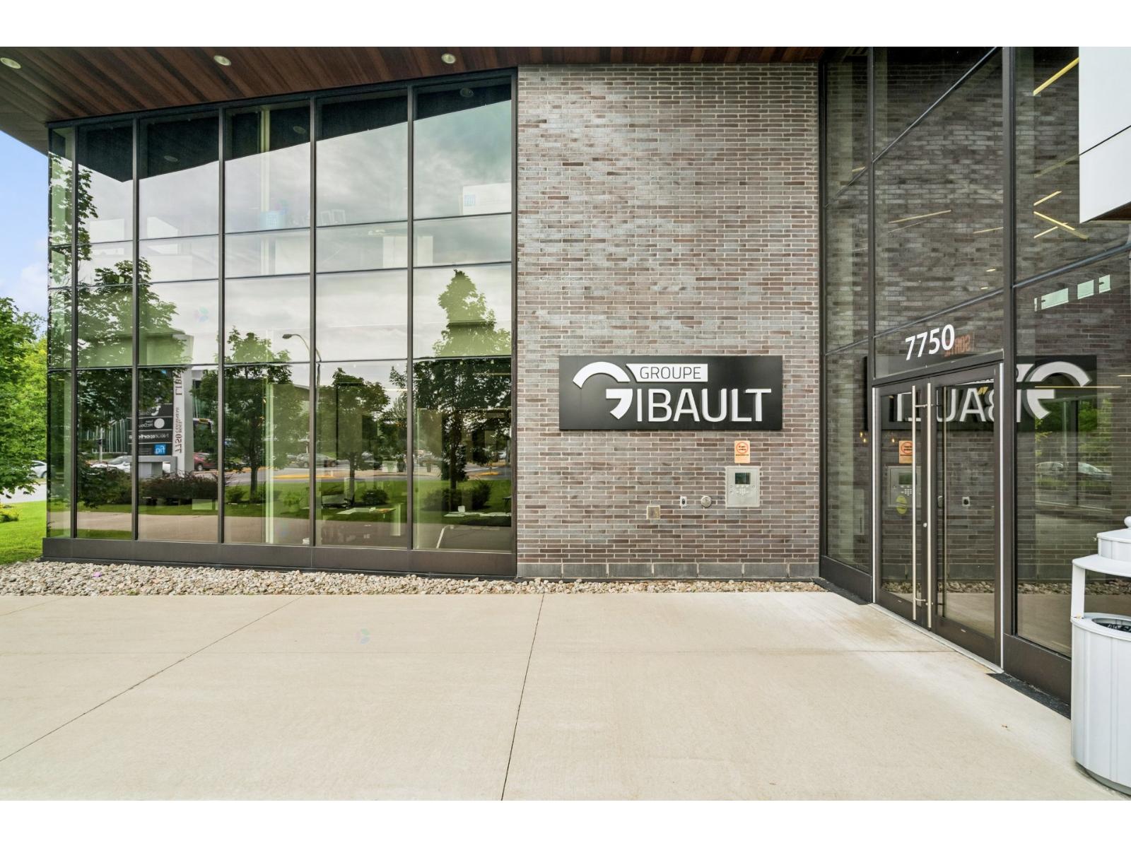 7750 Boul. Cousineau|#102 Longueuil (Saint-Hubert) Quebec Canada J3Z0C8 2