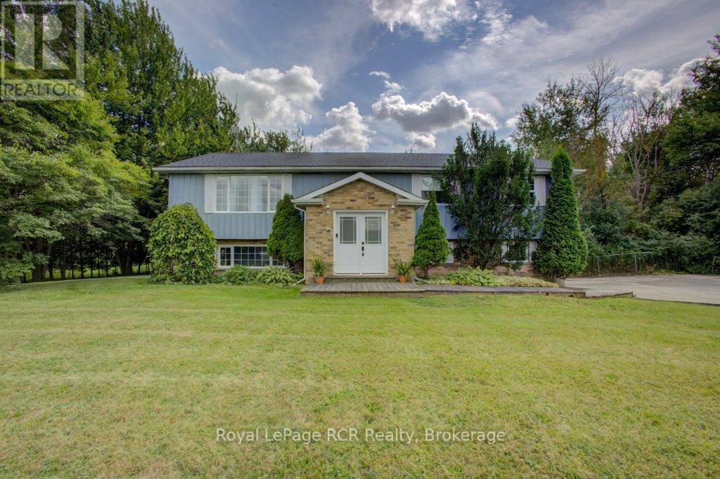 7287 Wellington Rd 109, Mapleton, Ontario  N0G 2K0 - Photo 1 - X13693542