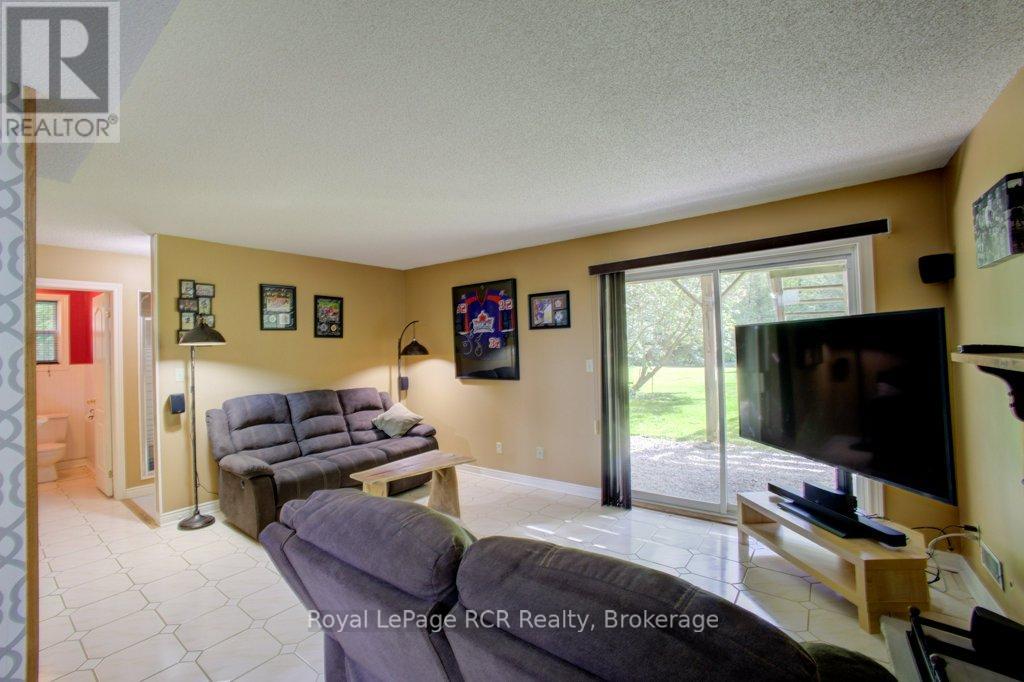 7287 Wellington Rd 109, Mapleton, Ontario  N0G 2K0 - Photo 23 - X13693542