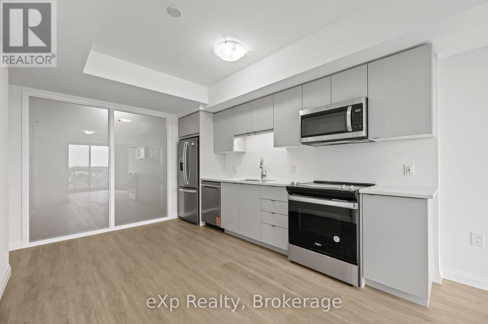 606 - 93 Arthur Street S, Guelph (Downtown), Ontario  N1E 0T3 - Photo 2 - X13693586