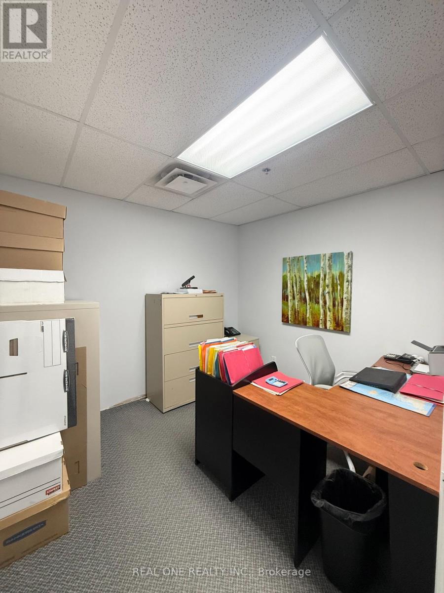 1 - 145 Royal Crest Court, Markham, Ontario  L3R 9Z4 - Photo 7 - N13693476