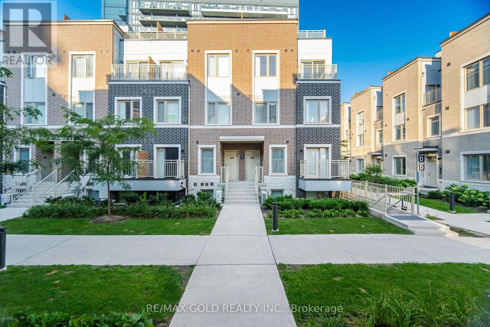 Th83 - 39 Honeycrisp Crescent, Vaughan, Ontario  L4K 0N1 - Photo 1 - N13693486
