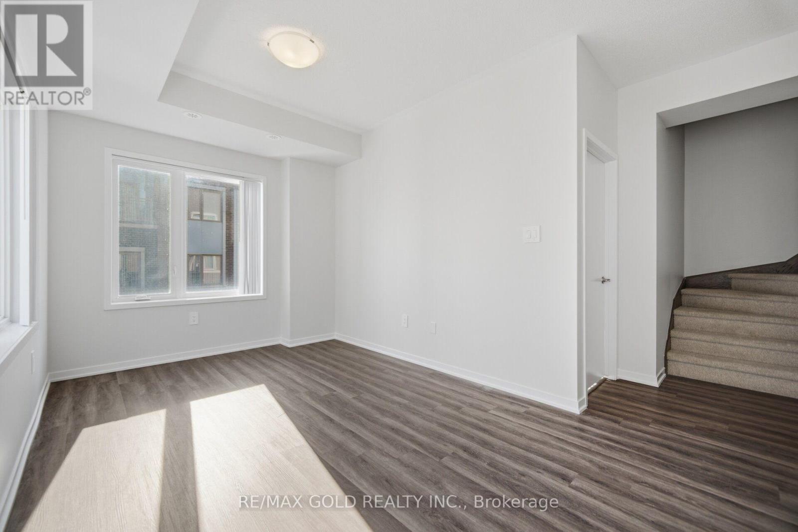 Th83 - 39 Honeycrisp Crescent, Vaughan, Ontario  L4K 0N1 - Photo 11 - N13693486