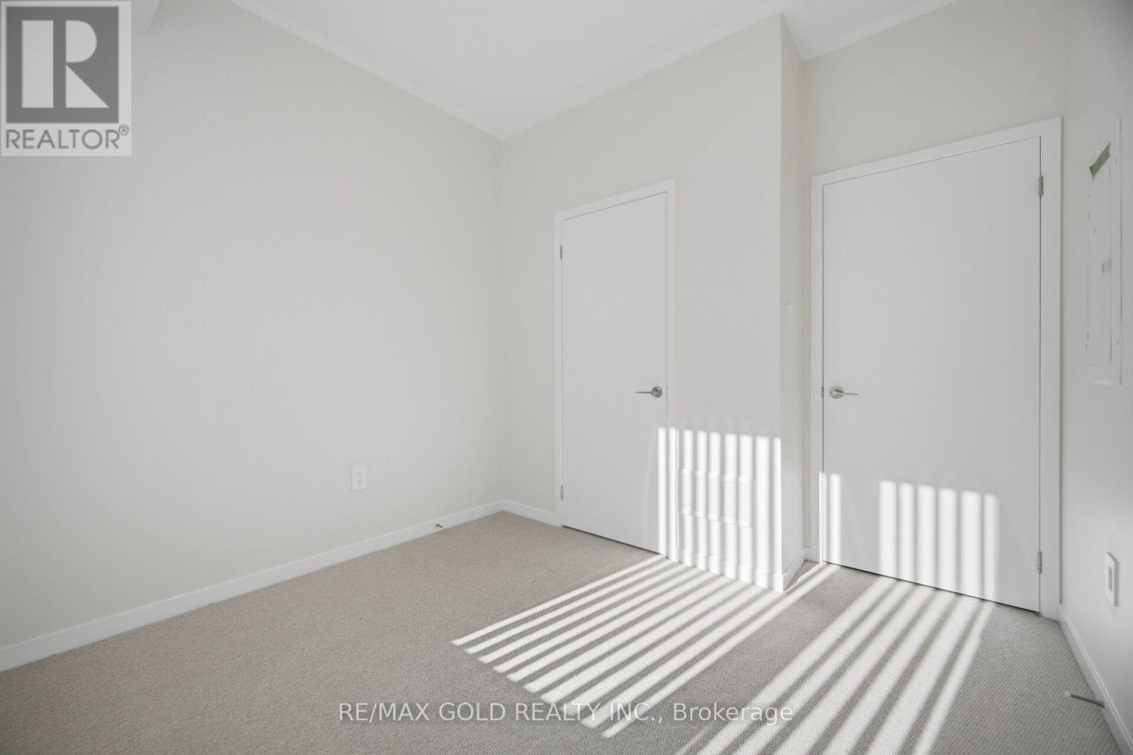 Th83 - 39 Honeycrisp Crescent, Vaughan, Ontario  L4K 0N1 - Photo 14 - N13693486