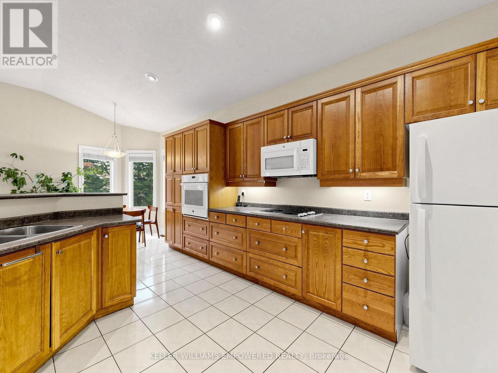 40 - 81 Arnies Chance, Whitchurch-Stouffville, Ontario  L4A 1L7 - Photo 14 - N13693532
