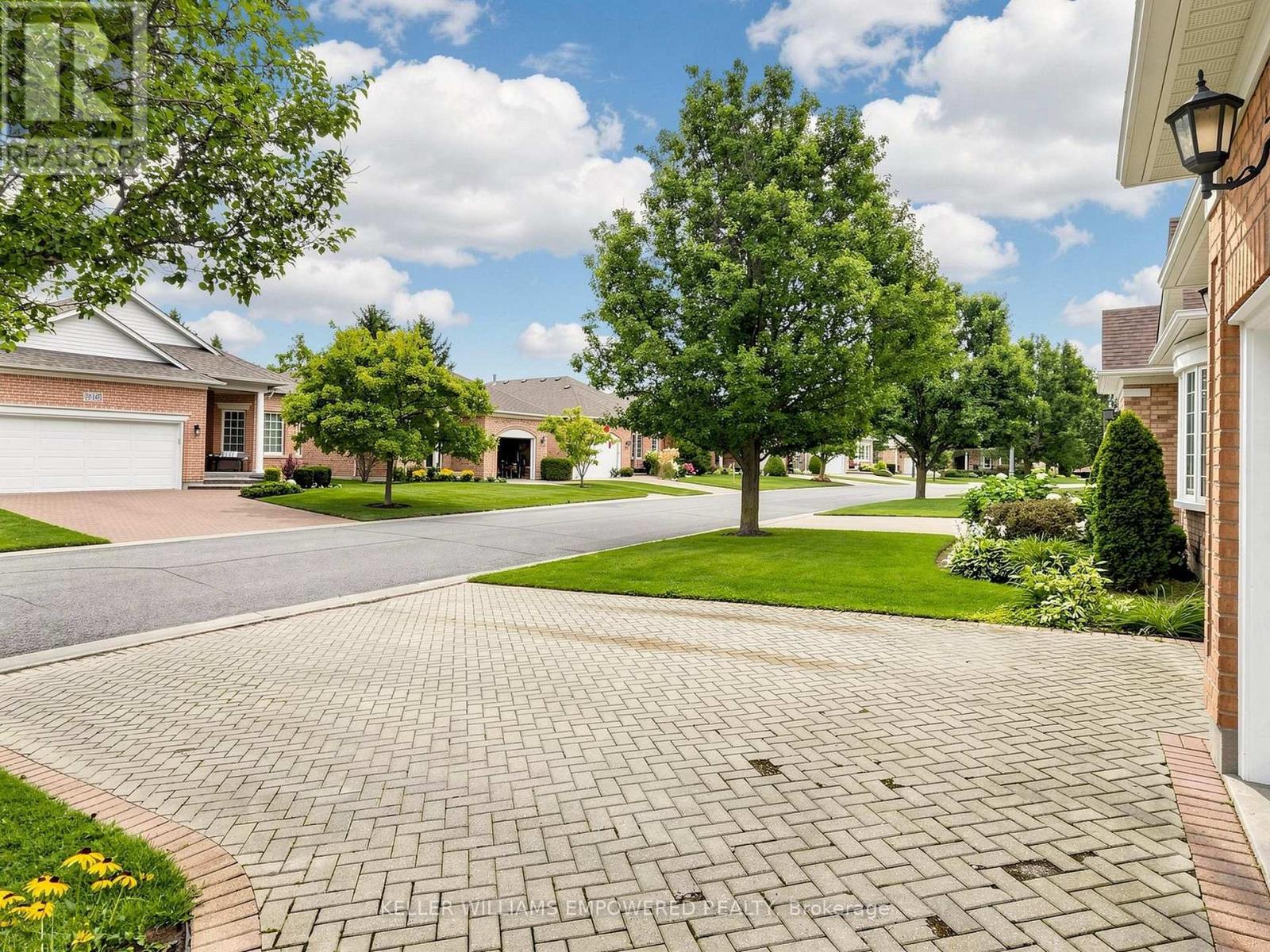 40 - 81 Arnies Chance, Whitchurch-Stouffville, Ontario  L4A 1L7 - Photo 4 - N13693532