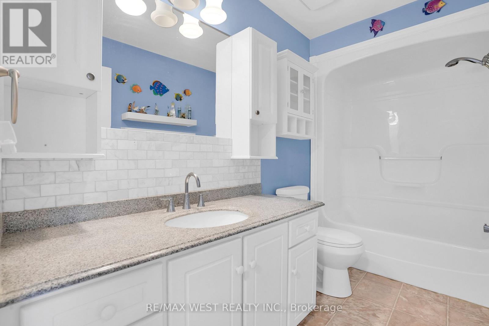 623 Glen Cedar Crescent, Innisfil, Ontario  L9S 2J4 - Photo 6 - N13693538