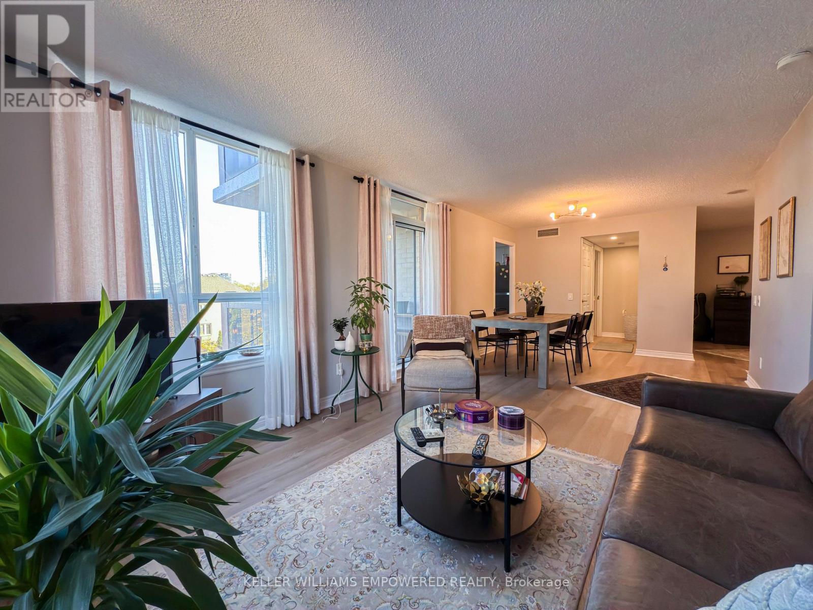 302 - 51 Times Avenue, Markham (Commerce Valley), Ontario  L3T 7X7 - Photo 1 - N13693588