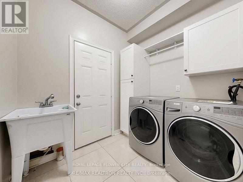 Main - 60 Colombo Crescent, Vaughan (Maple), Ontario  L6A 0A3 - Photo 15 - N13693602