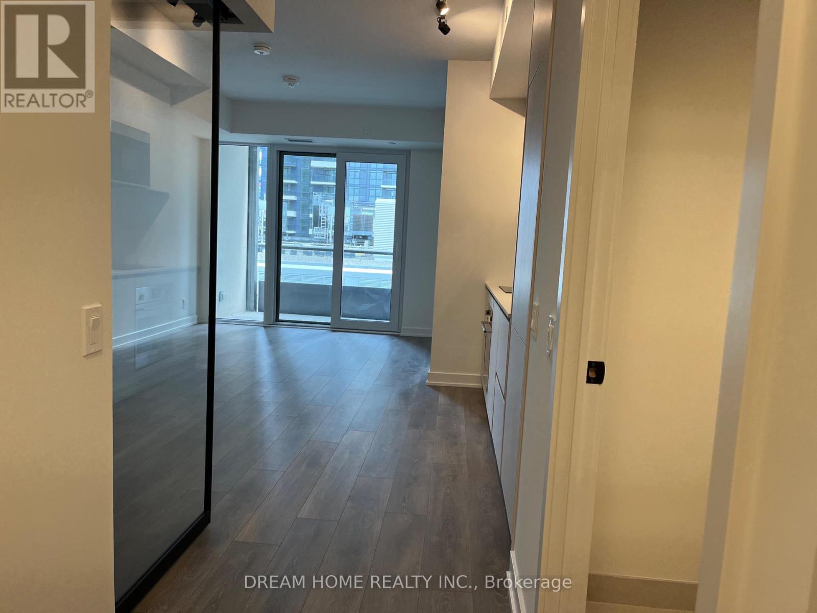 1205 - 108 Peter Street, Toronto, Ontario  M5V 0W2 - Photo 8 - C13544134