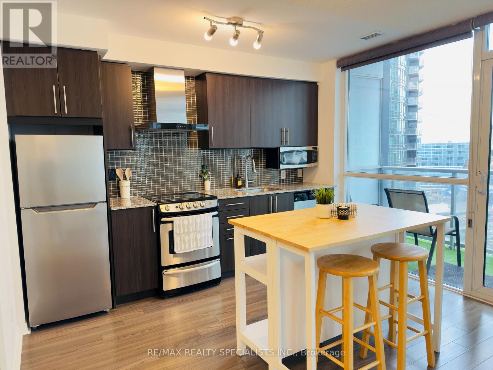 1007 - 352 Front Street, Toronto, Ontario M5V 1B5 - Photo 4 - C13556708