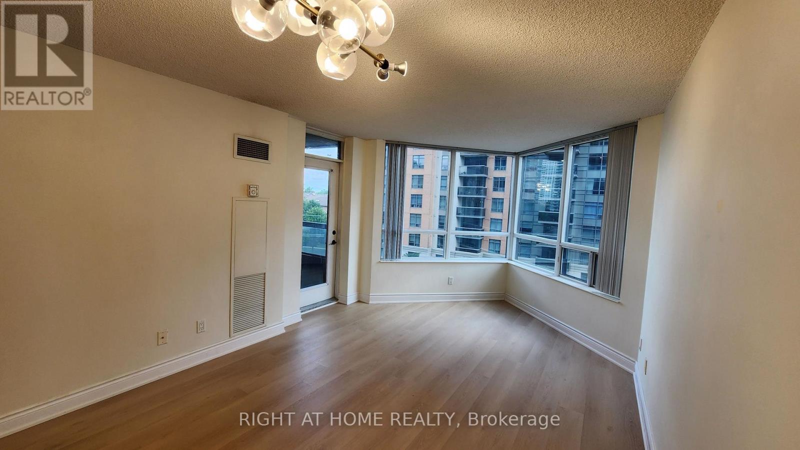 521 - 15 Northtown Way, Toronto, Ontario  M2N 7A2 - Photo 19 - C13693316