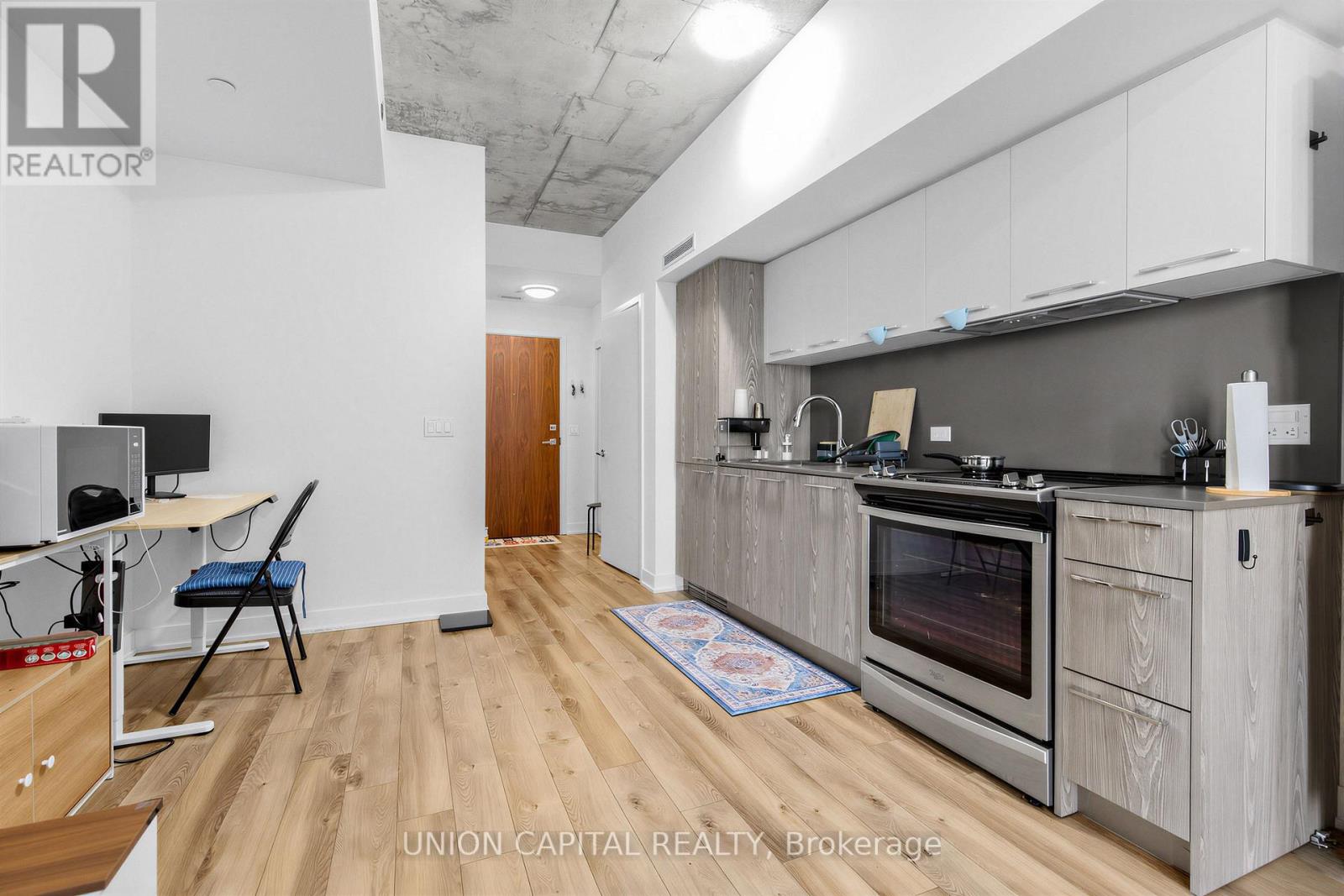 803 - 15 Baseball Place, Toronto, Ontario  M4M 0E6 - Photo 3 - E13523174