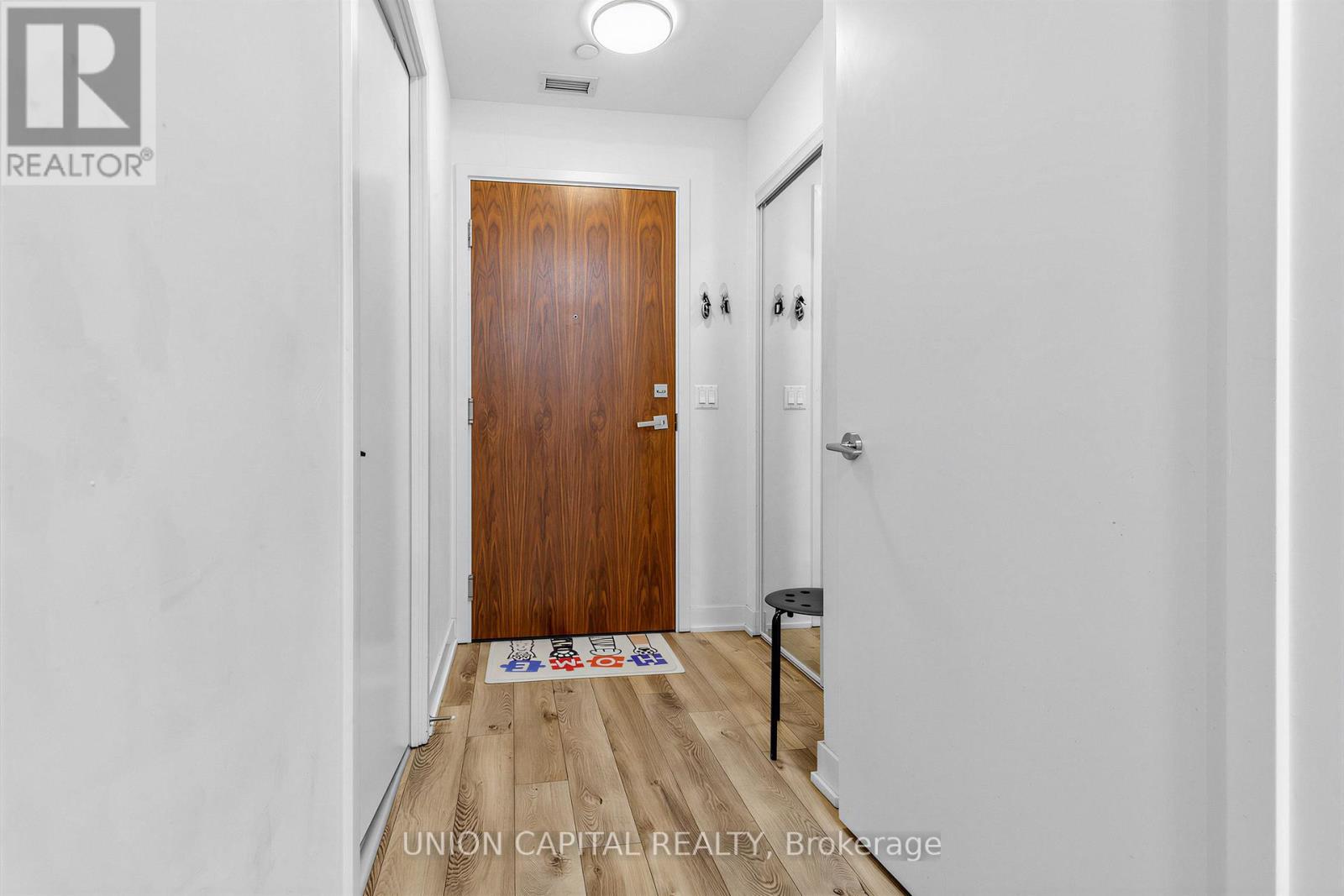 803 - 15 Baseball Place, Toronto, Ontario  M4M 0E6 - Photo 2 - E13523174