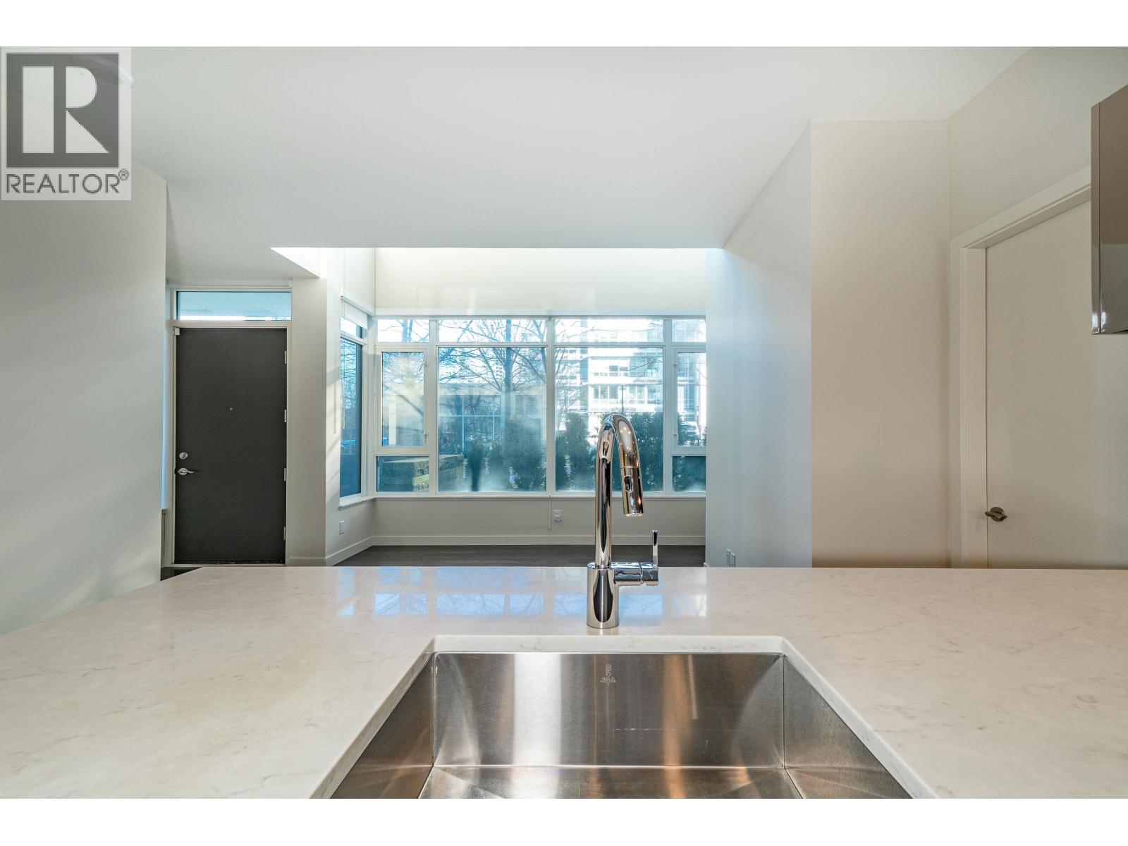 Th1 6288 Cassie Avenue, Burnaby, British Columbia  V5H 0H7 - Photo 11 - R3156229