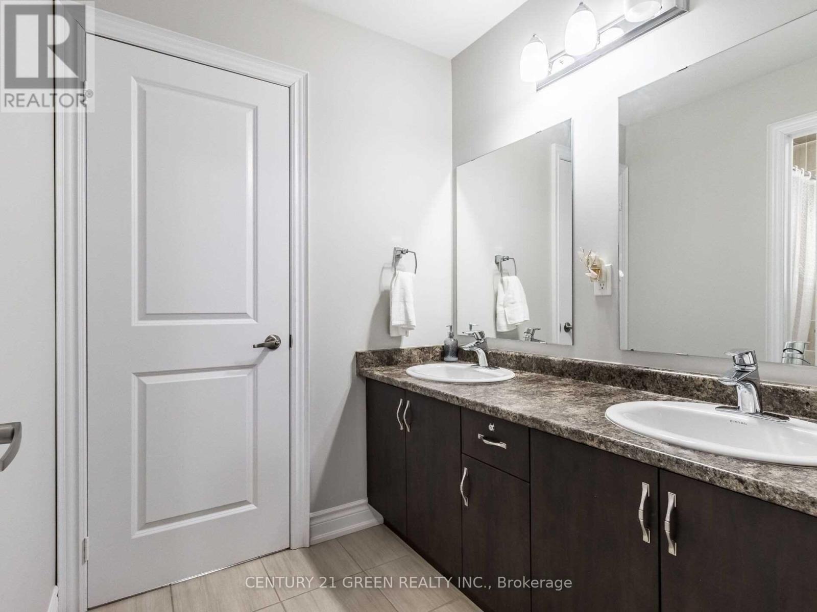 39 Argelia Crescent, Brampton, Ontario  L6X 5N5 - Photo 24 - W12885072