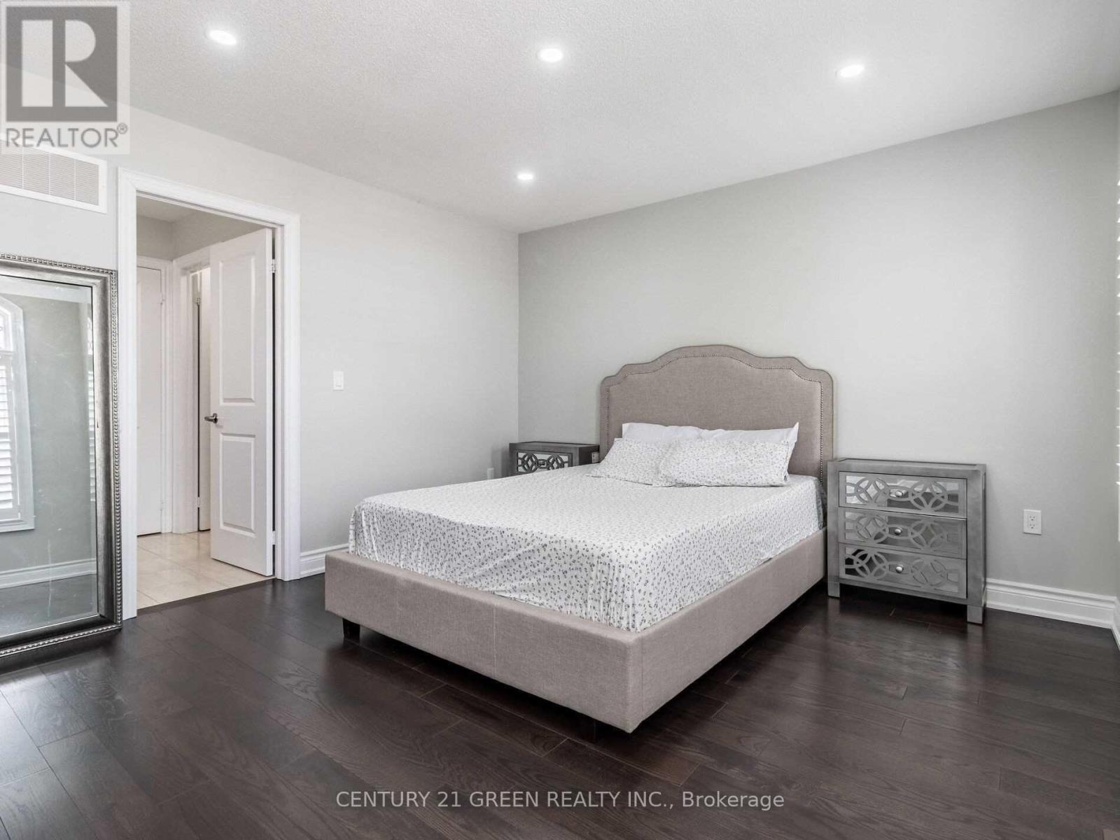 39 Argelia Crescent, Brampton, Ontario  L6X 5N5 - Photo 23 - W12885072