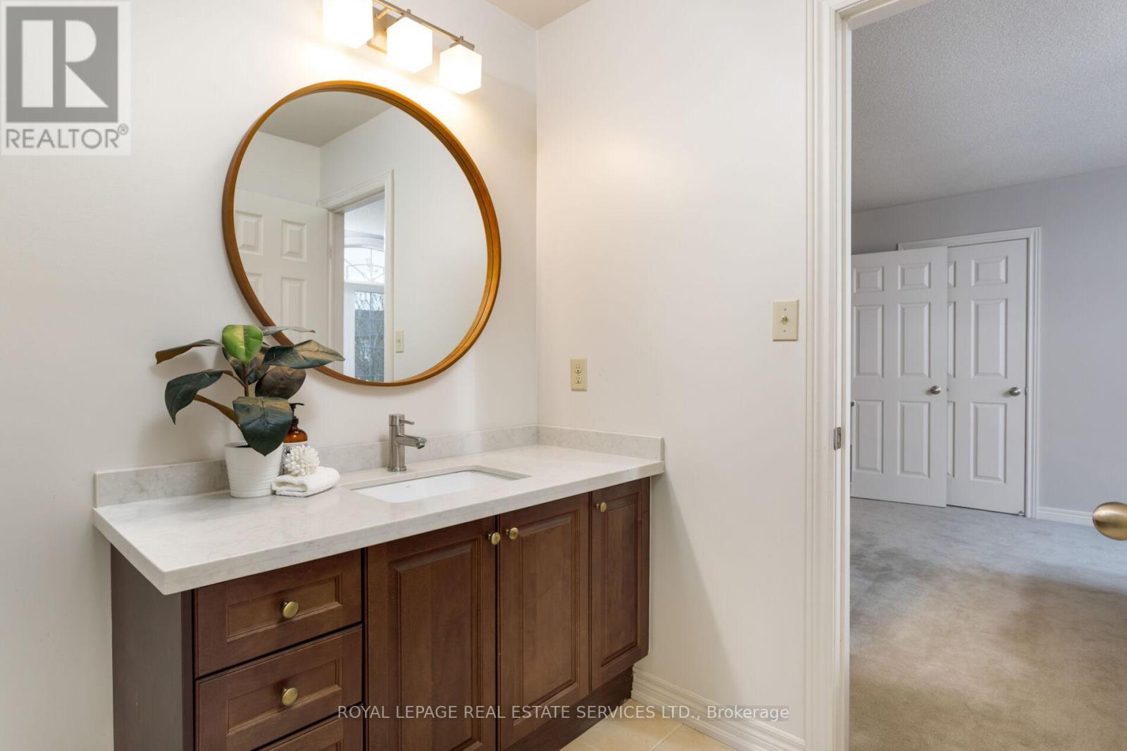 3158 Thistlewood Gate, Oakville, Ontario  L6M 0T1 - Photo 28 - W13423298