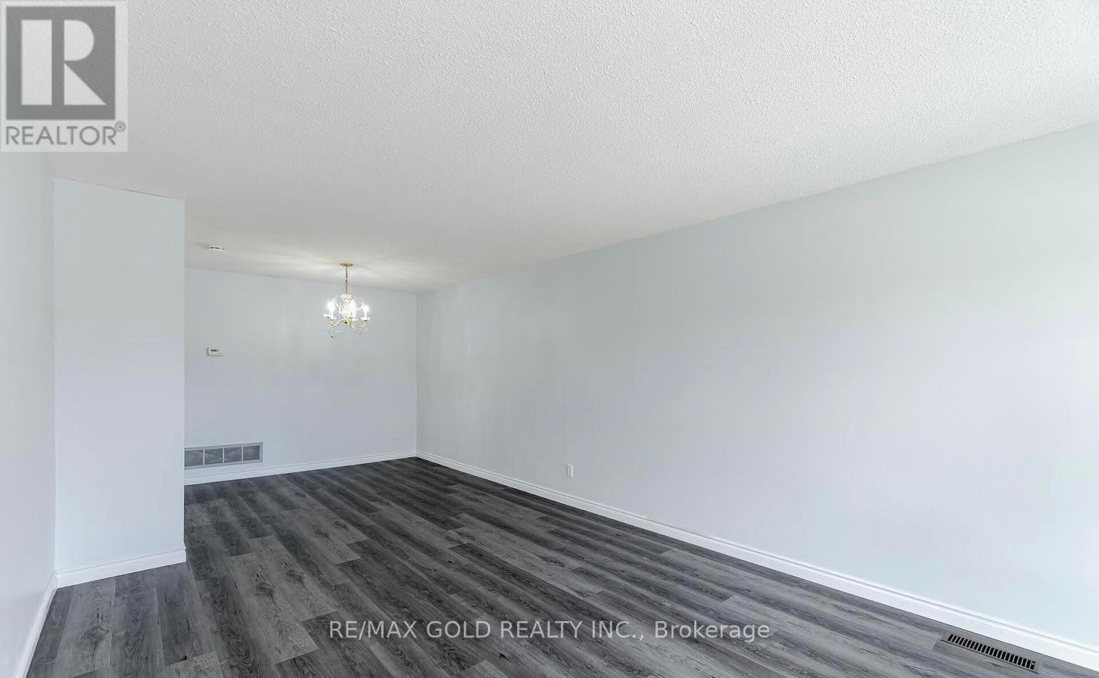 68 Prouse Drive, Brampton, Ontario  L6V 3A8 - Photo 5 - W13574432