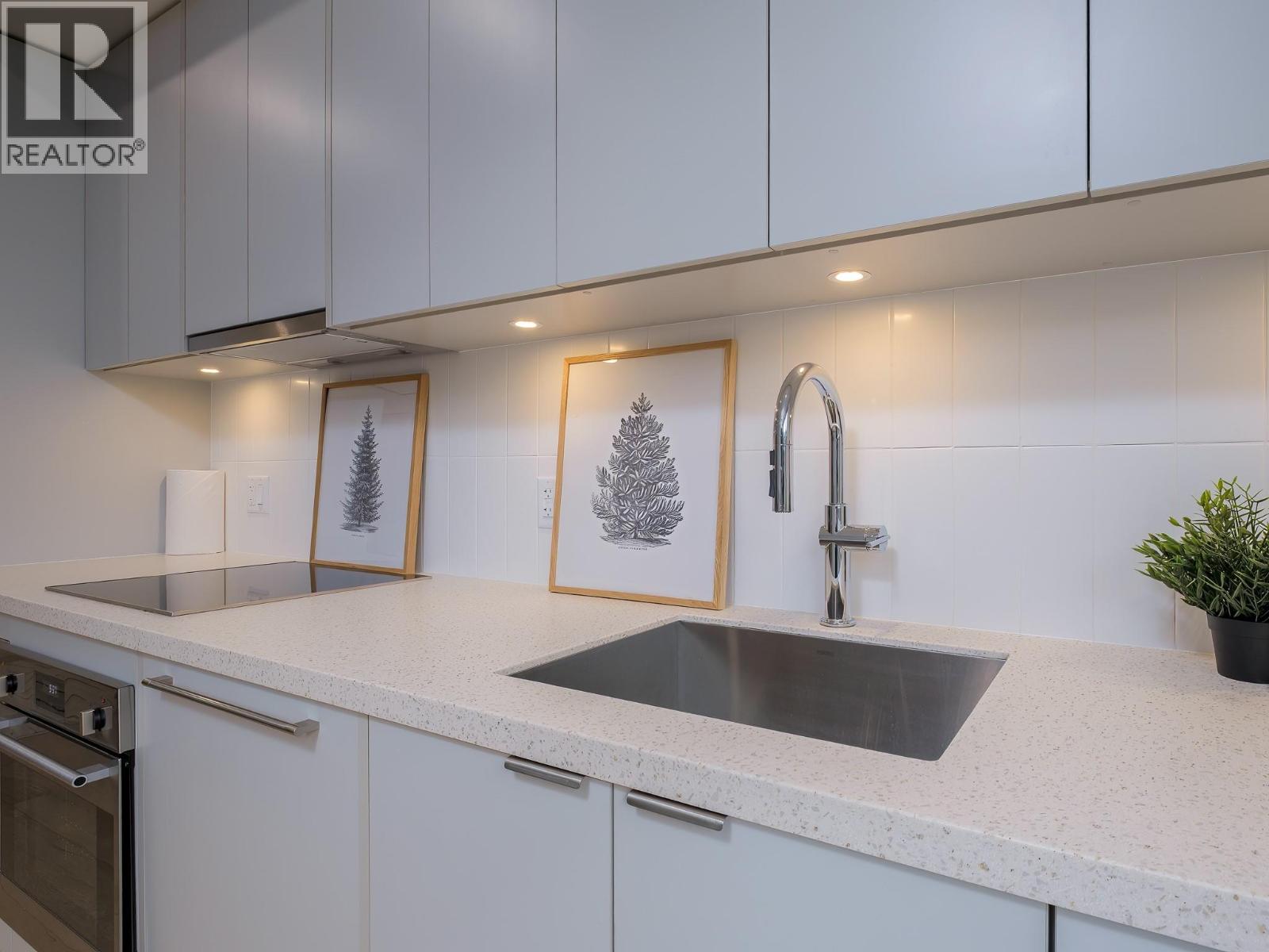 4280 Red Mountain Road Unit# 303, Rossland, British Columbia  V0G 1Y0 - Photo 13 - 10372965